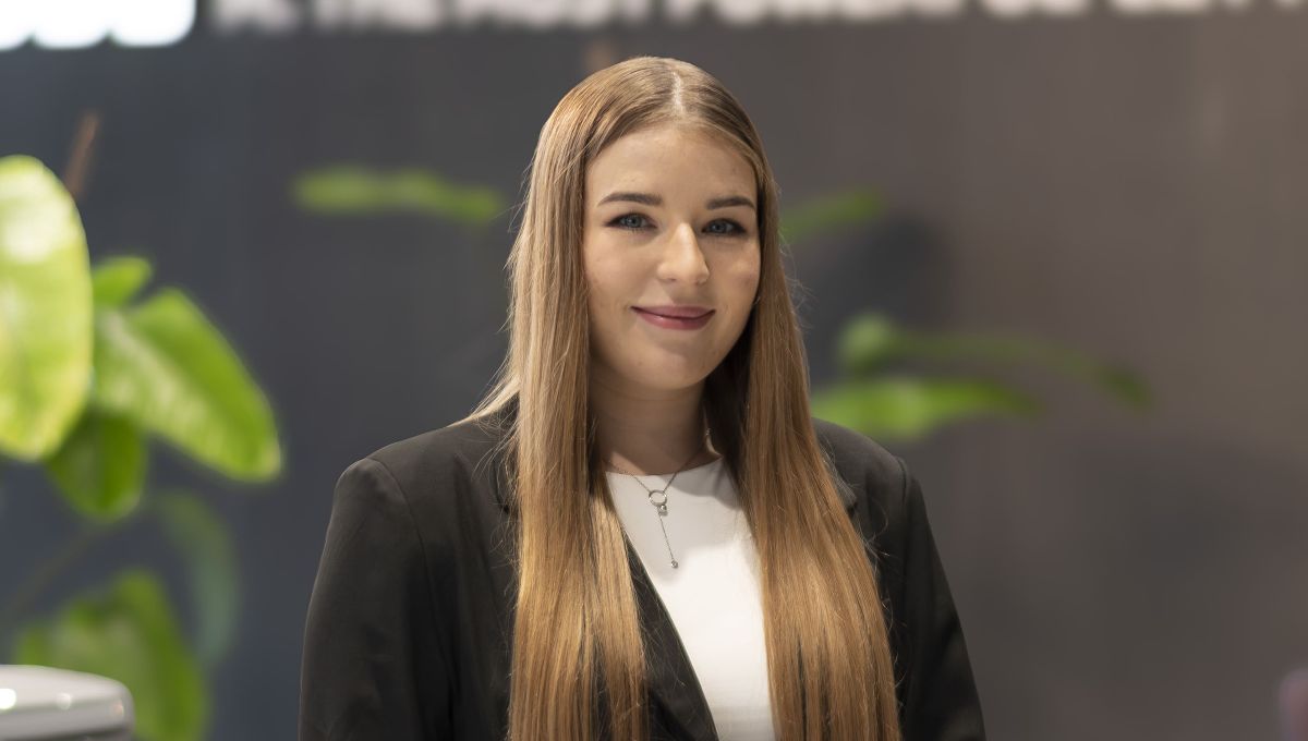 Anastazja Pramkova Recepcjonistka