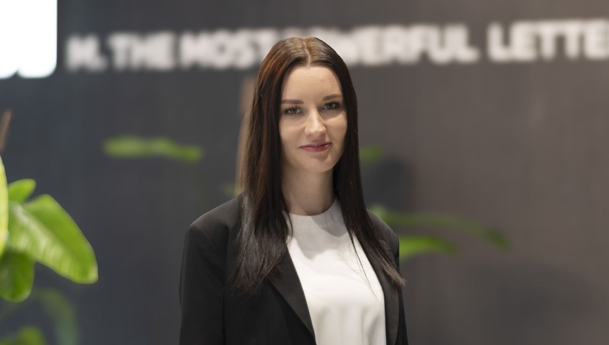 Julia Trejster Recepcjonistka